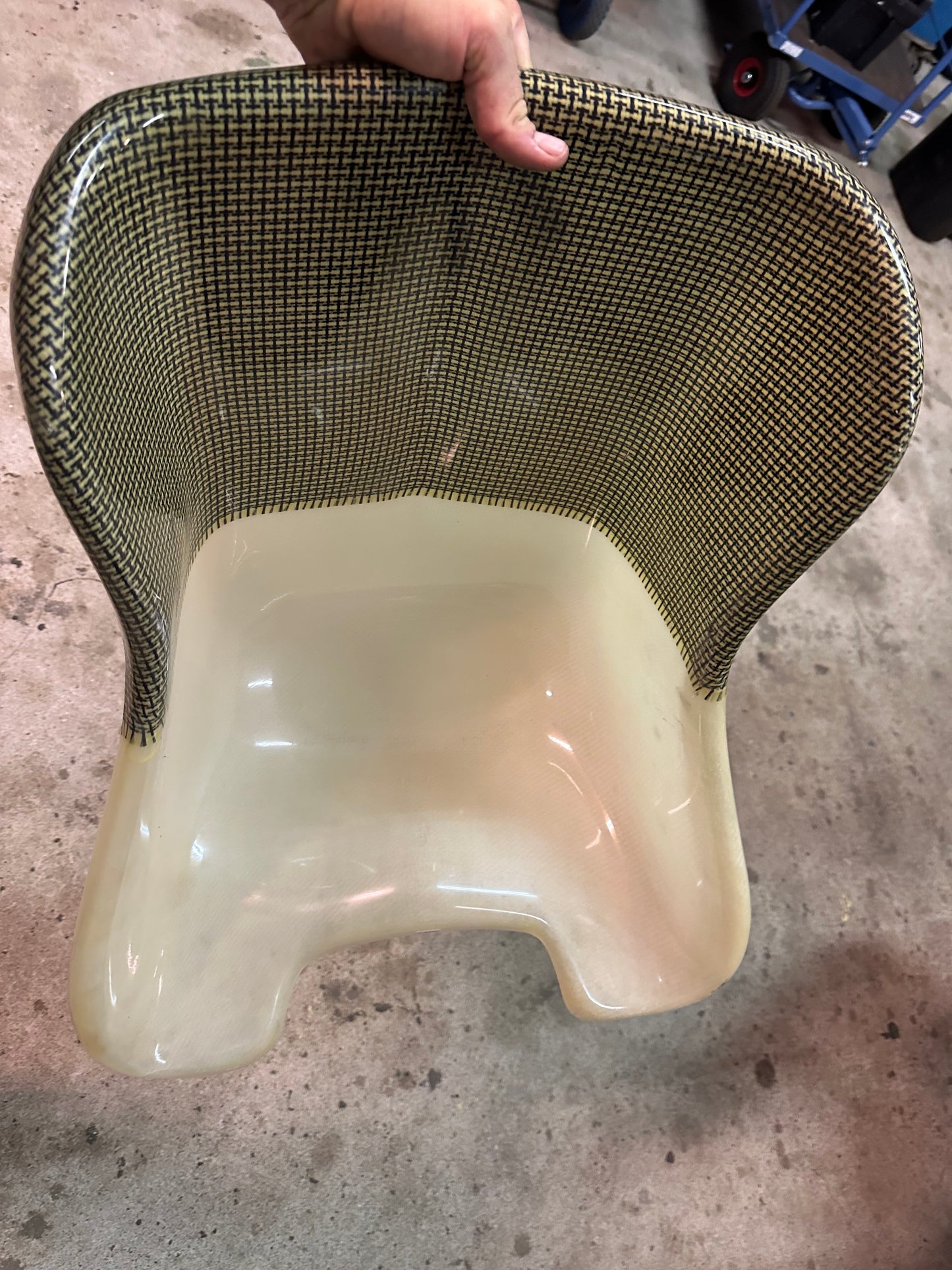 MS stoel fibreglas-carbon/kevlar