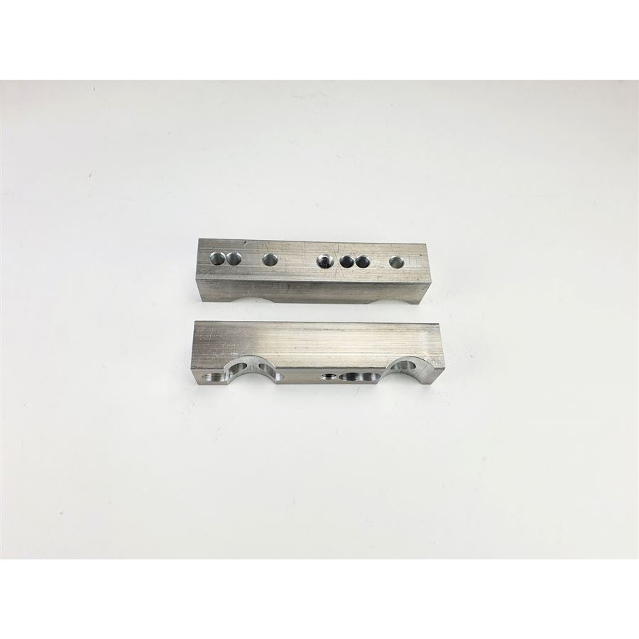 Engine mount R - Engine mount